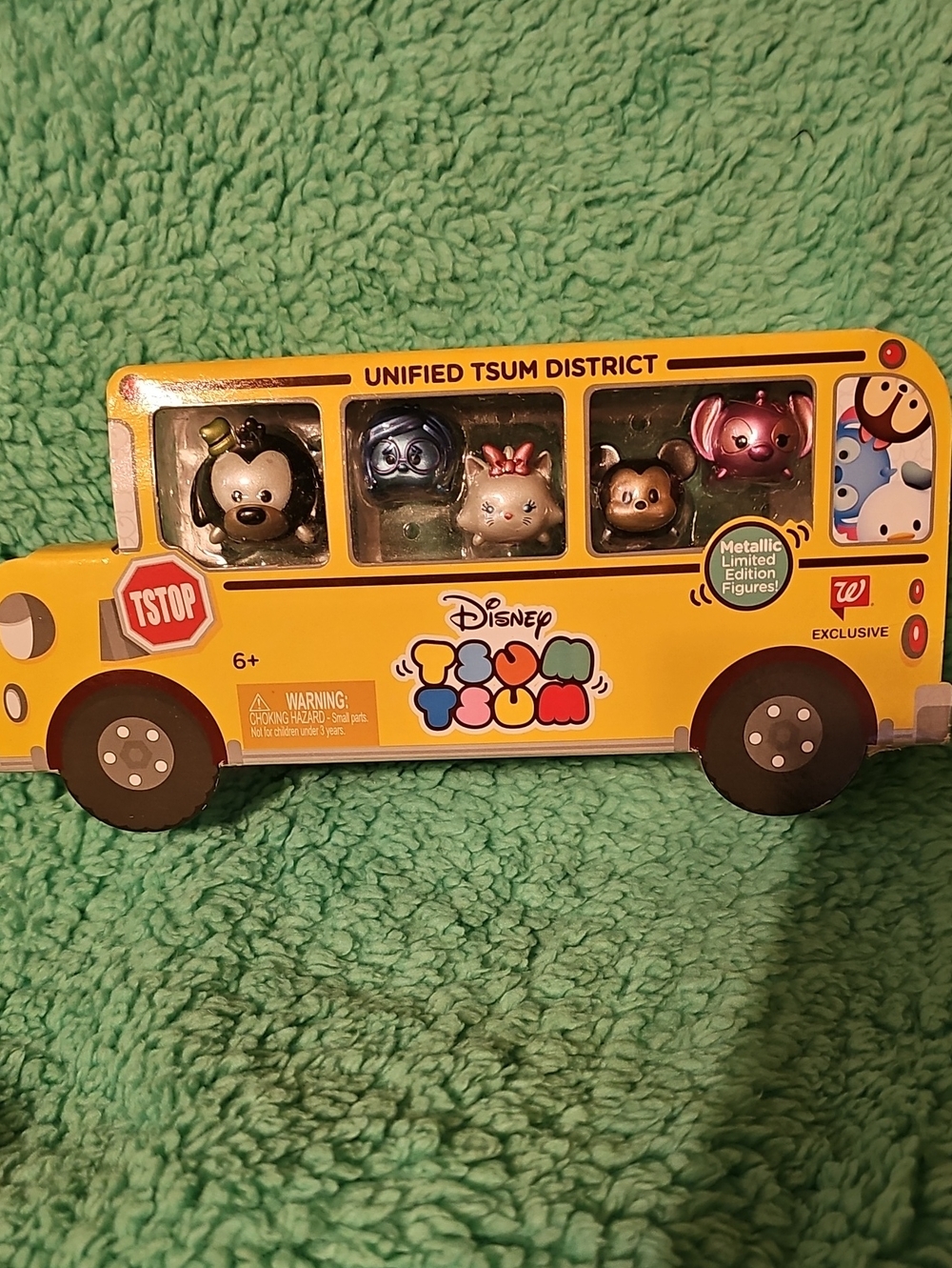 Disney Tsum Tsum Metallic Limited Edition Bus Set- Walgreens Exclusive